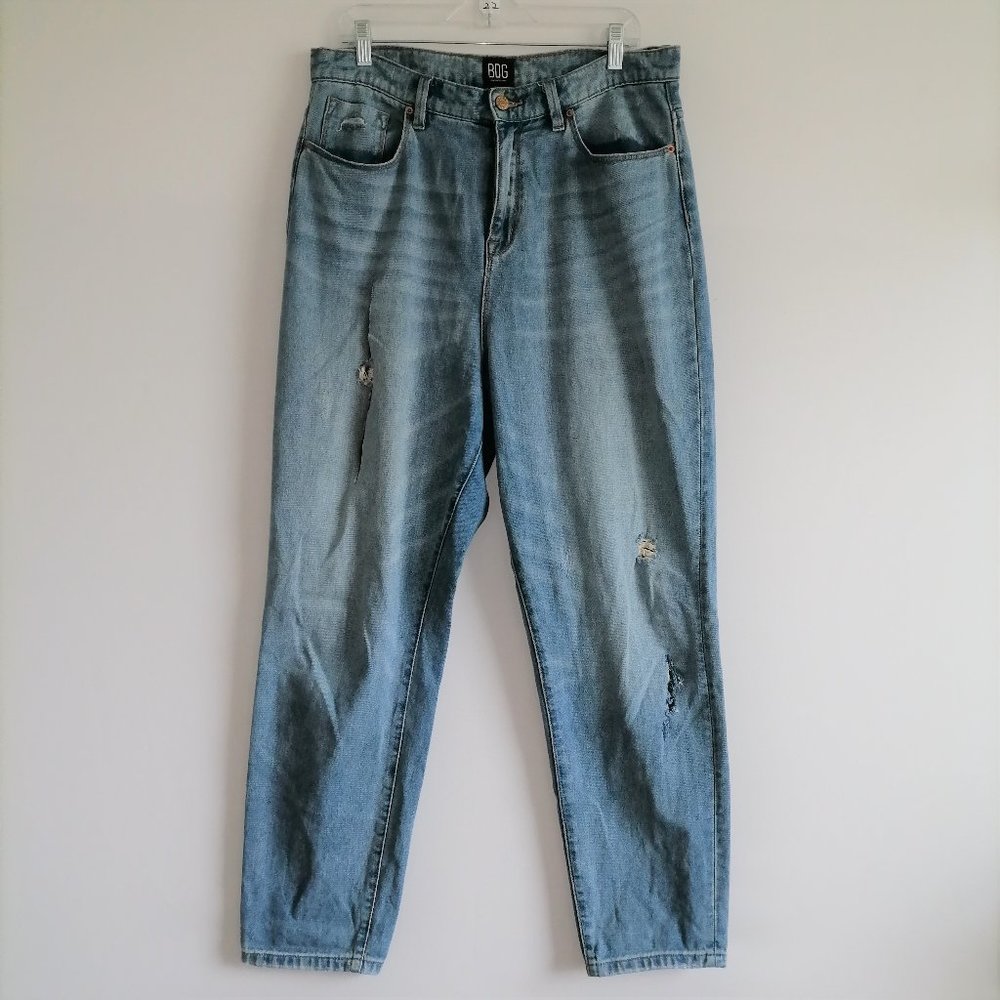 BDG Women's Blue Distressed Mom High-Rise Jeans size 32 Distressed Torn